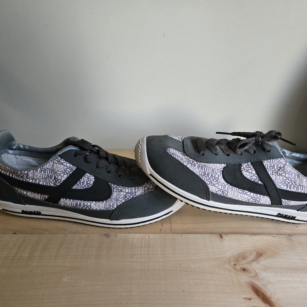 Womens panam shoes size 8.5